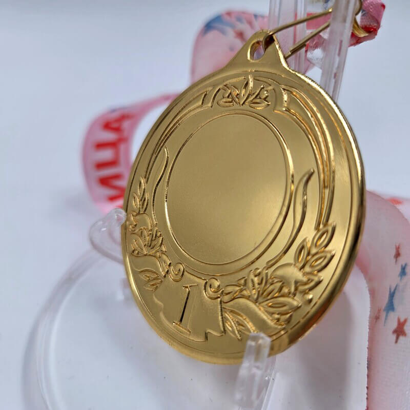 Комплект медалей Добрянка 1,2,3 место 3702-050-000